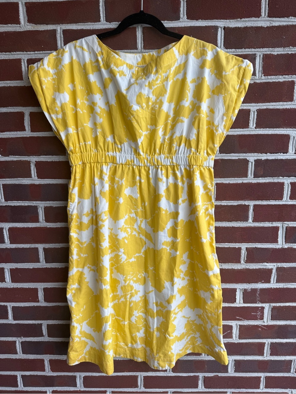 Gap Maternity Yellow and White Casual Day Dress